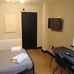Close To Royal Derby Hospital With Free Parking On-Site