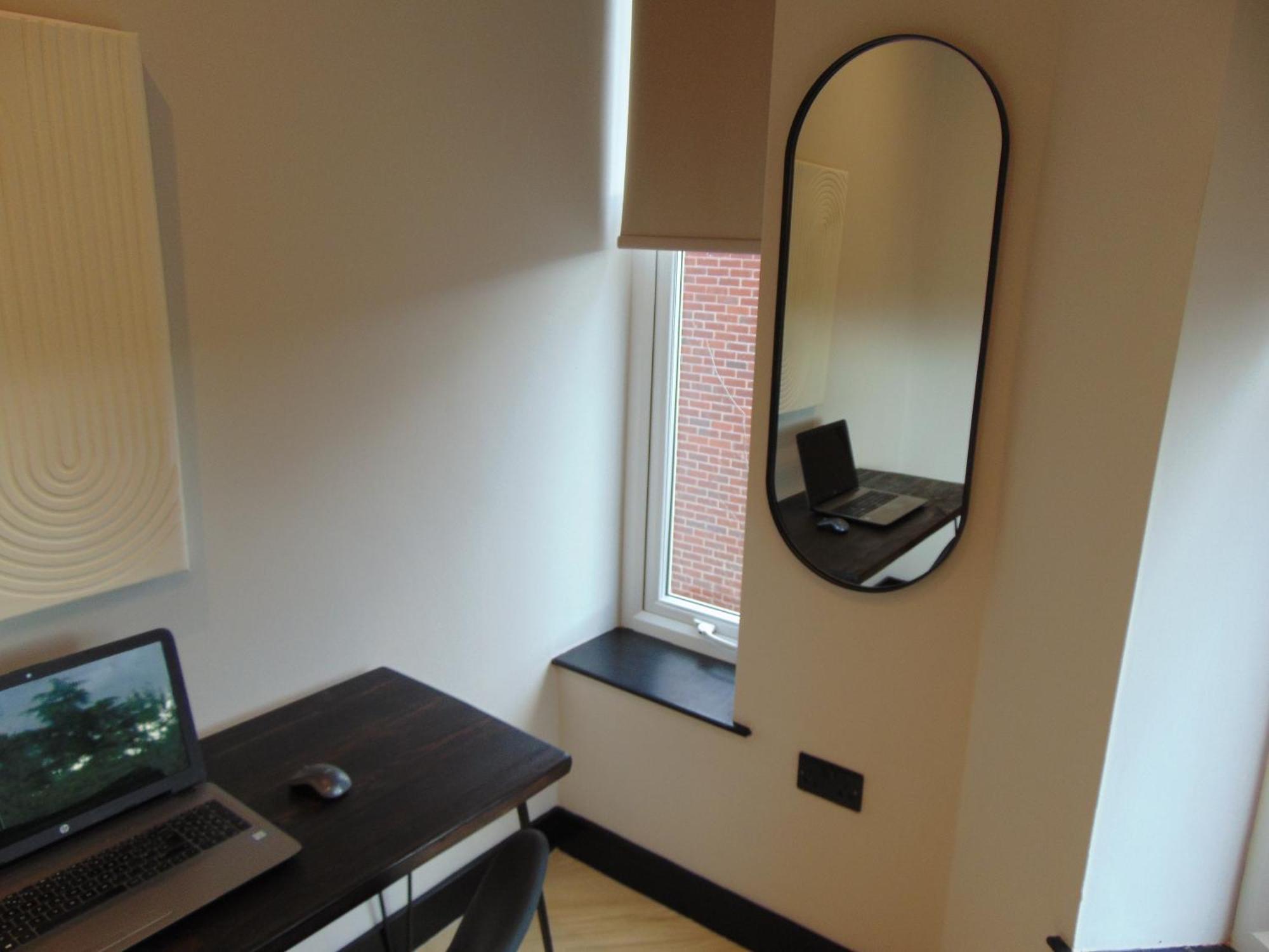 Close To Royal Hospital With Free Parking On-site * Derby
